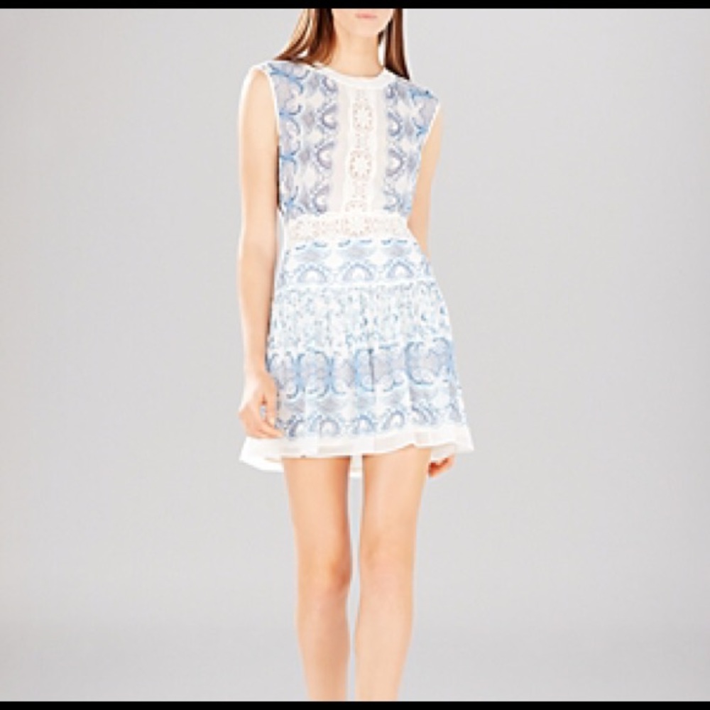 NWT BCBG Aymeline Dress in blues Size 10